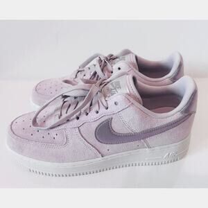 NEW Nike AirForce 1 SE Womens 8, or Youth 6.5 -Platinum violet/Sunset White